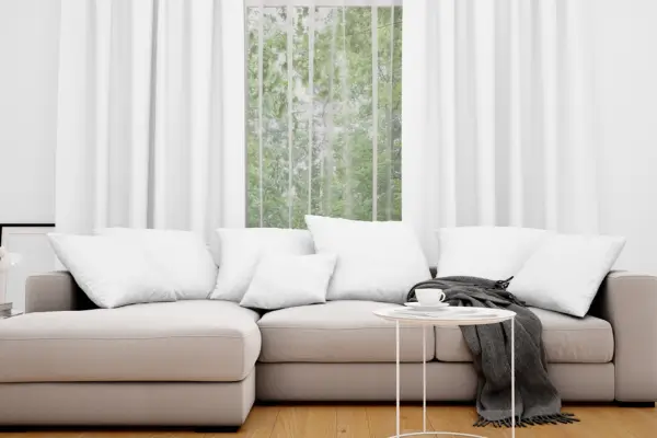 Charme das Cortinas Flutuantes: A Nova Tendência de Design Clean para Janelas Modernas